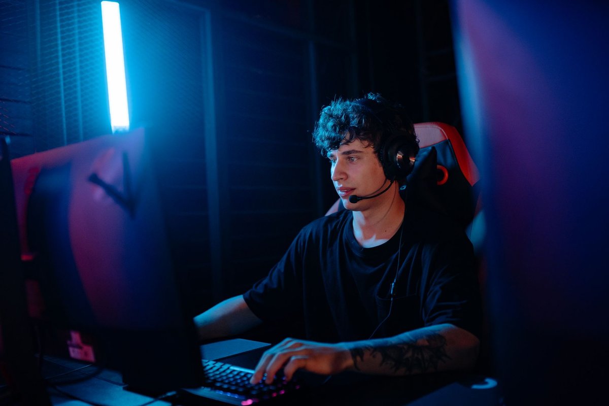 Best Streaming Mic Under $100: Clear Voice, Low Noise, and Easy Setup