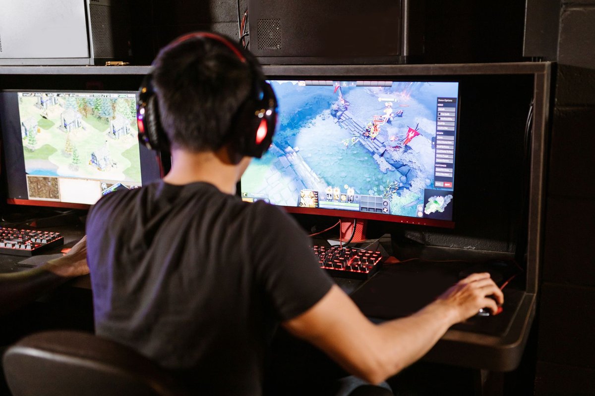 Best Gaming Monitors for High Refresh Rates and Competitive Play
